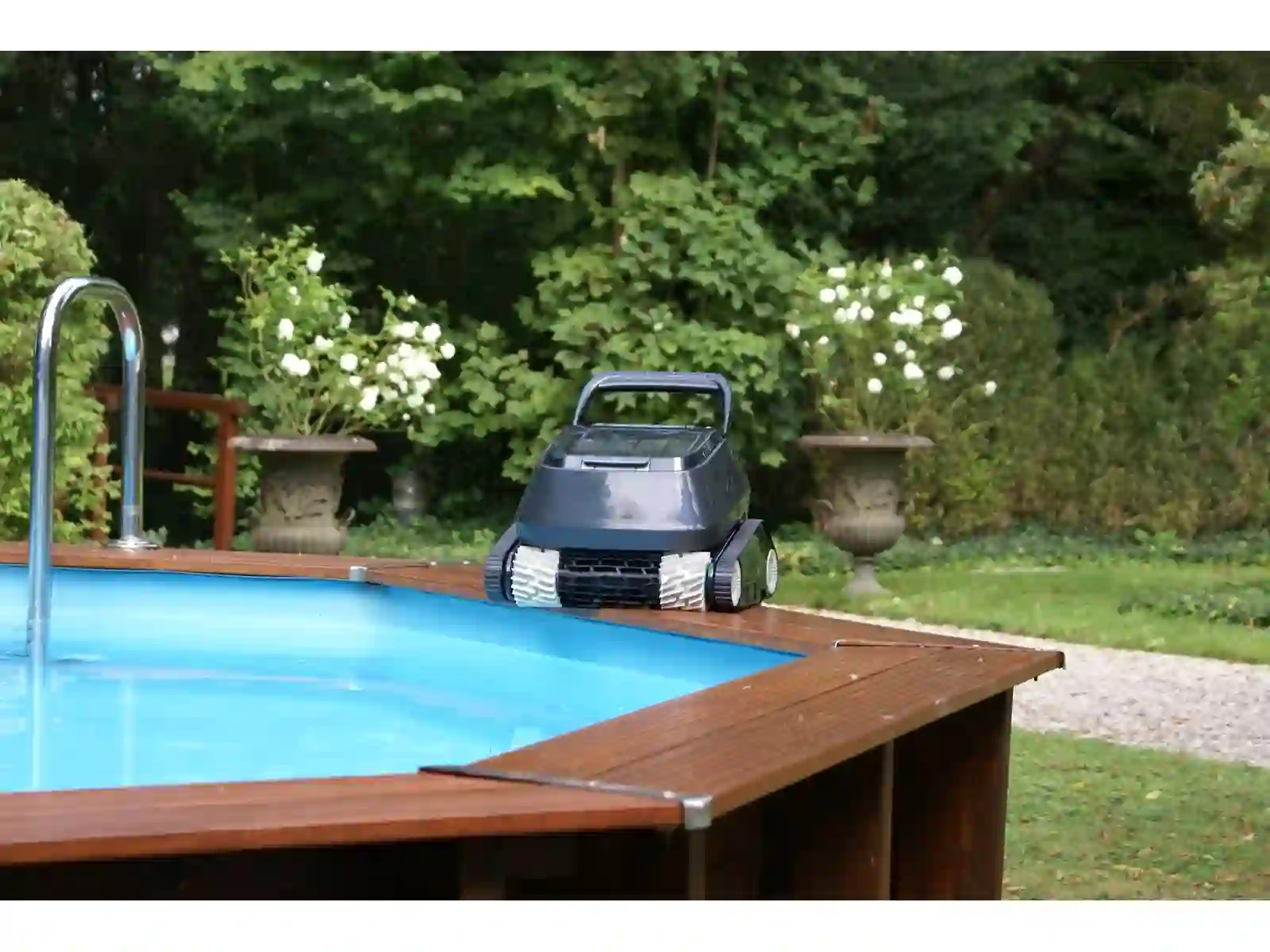 Swim & Fun Scooby Pool Poolrobot: Test, anmeldelse og beste pris - Bilde 5