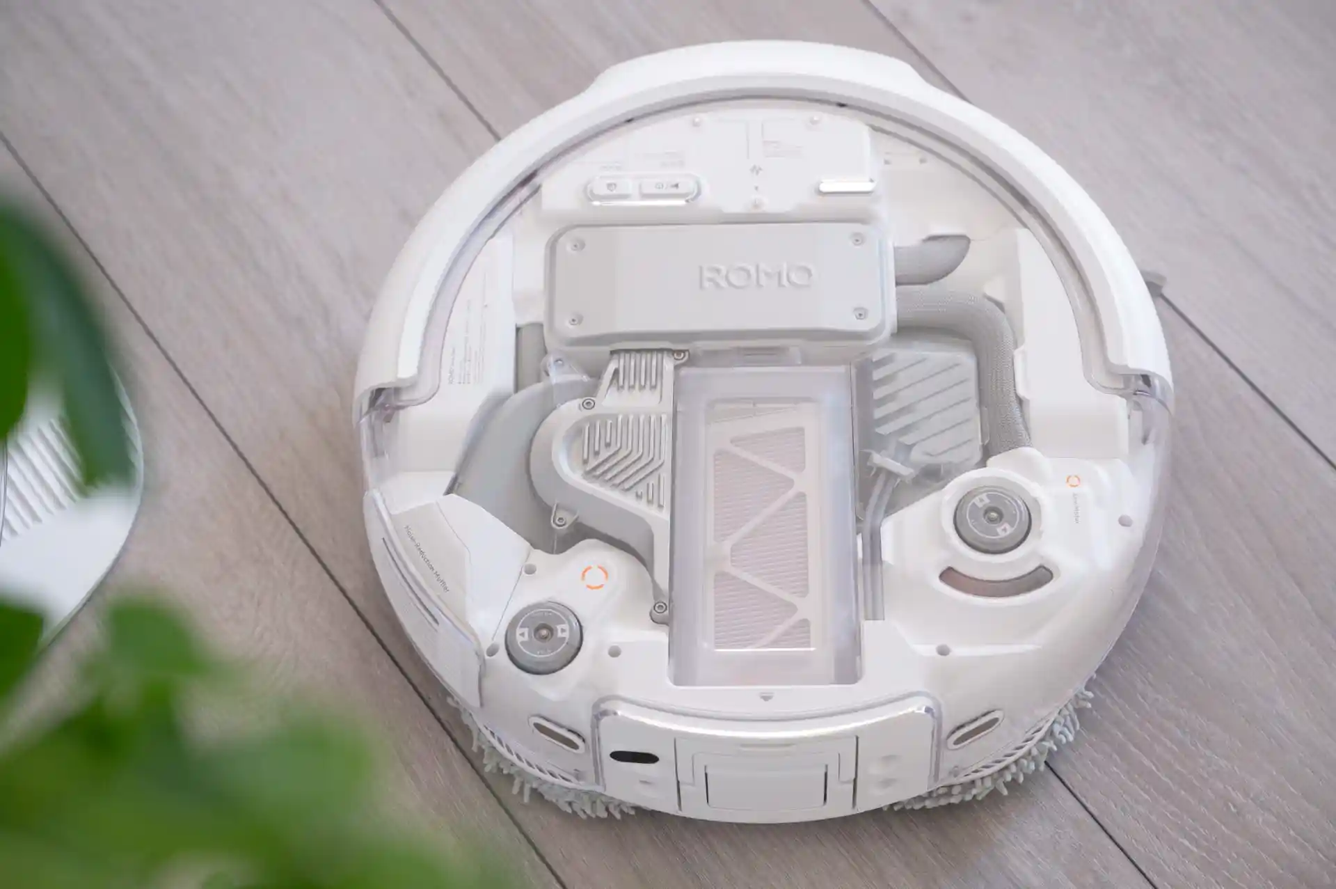 DJI Robotstøvsuger ROMO P Test Og Anmeldelse - Bilde 3