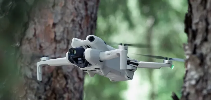 Droneteknologi og utstyr