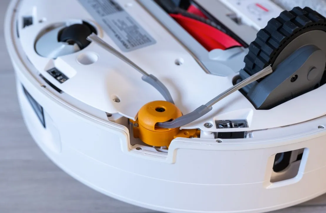 Roborock Qrevo Curv robotstøvsugere i hjemmet